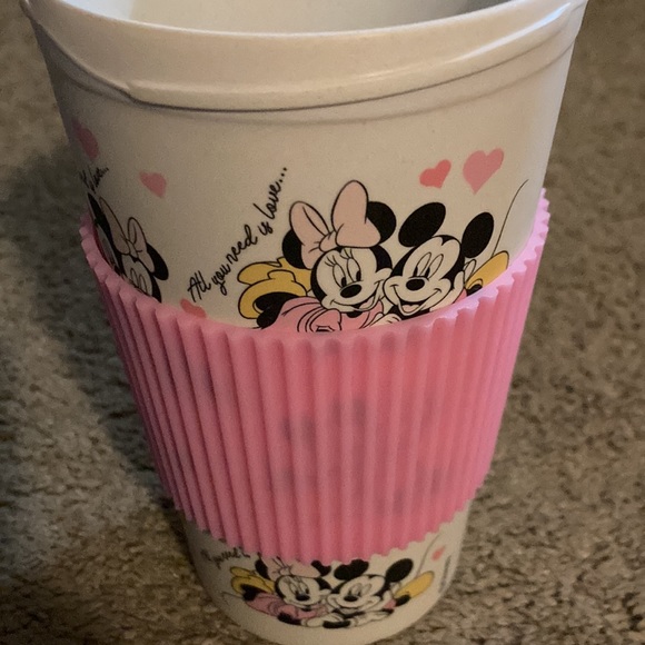 Minnie and Mickey Travel Mug - Picture 3 of 3